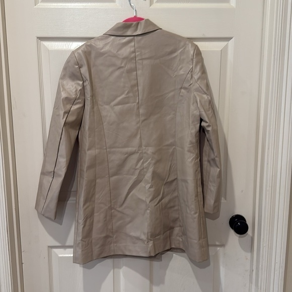 Cloud Ten NWT faux leather long button down jacket, medium - Picture 5 of 6